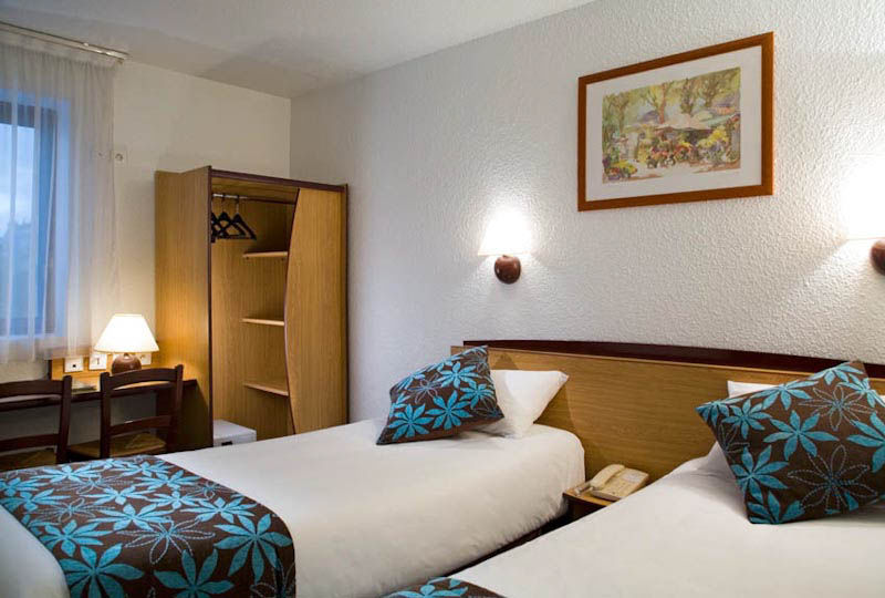 B&B Hotel Paris 17 Batignolles Room photo